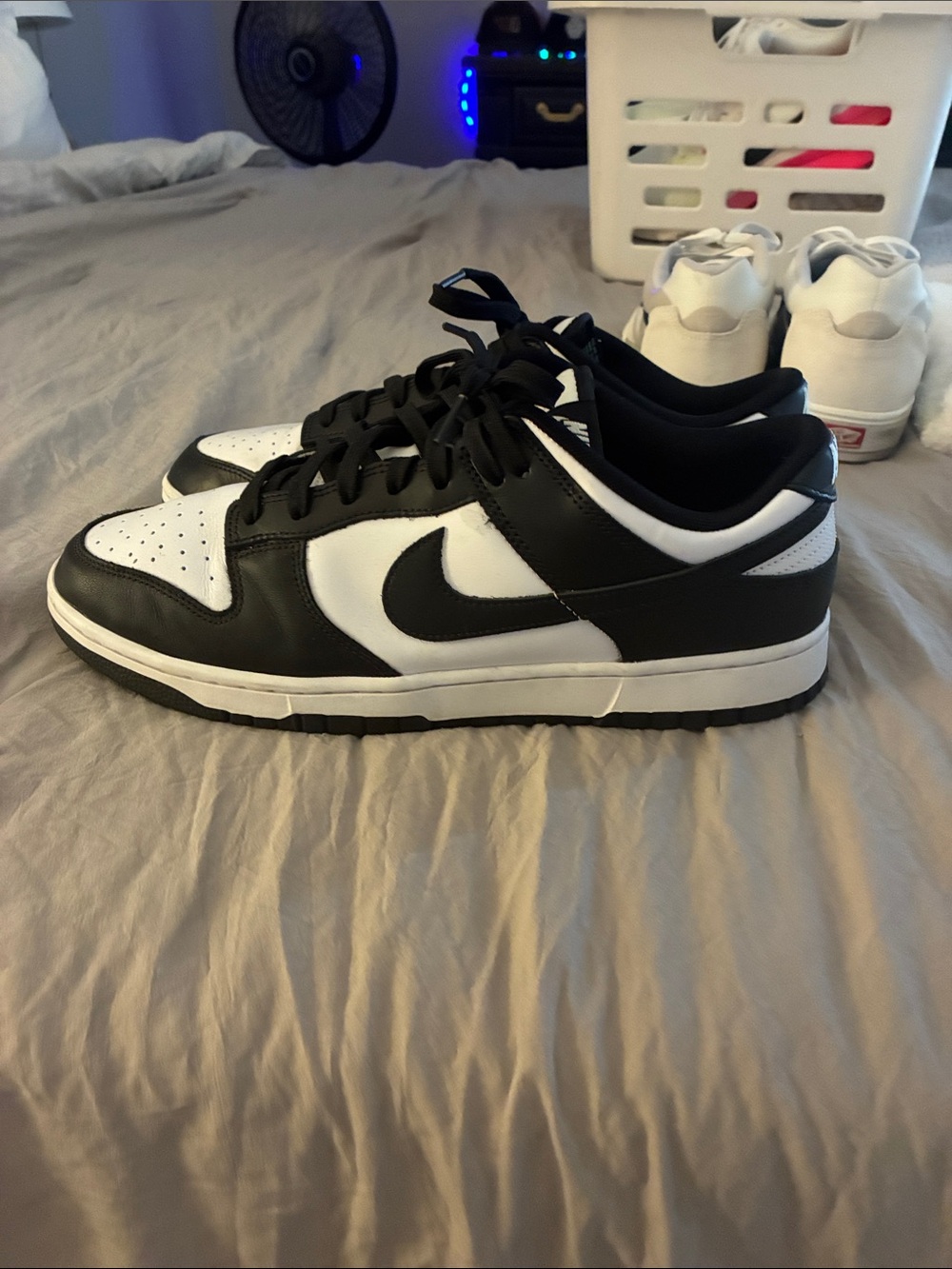 Nike Panda Dunks